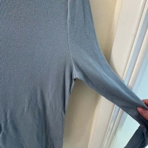 Gap Light Blue Long Sleeve Top - Picture 3 of 6
